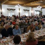 El Ayuntamiento de El Cuervo de Sevilla organiza la Merienda Navideña para personas mayores